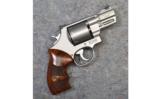 Smith & Wesson 627-5 .357 Magnum - 1 of 5