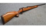 Weatherby Mark V .300 wby - 1 of 9