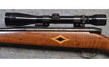 Weatherby Mark V Deluxe .300 Weatherby - 6 of 9