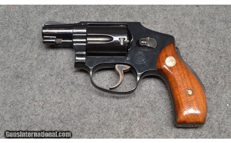 Smith & Wesson ~ Model 40 ~ .38 S&W Special