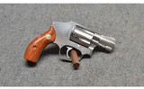 Smith & Wesson ~ Model 640 ~ .38 S&W Special - 1 of 4