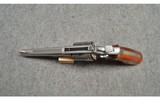 Smith & Wesson ~ 629-2 ~ .44 Magnum - 4 of 4