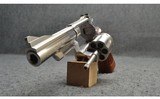 Smith & Wesson ~ 66 ~ .357 Magnum - 6 of 6