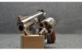 Smith & Wesson ~ 66 ~ .357 Magnum - 6 of 6