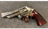 Smith & Wesson ~ 29-2 ~ .44 Magnum - 2 of 10