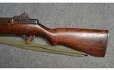 Springfield Armory ~ M1 Garand ~ .30-06 Springfield (1943) - 6 of 16
