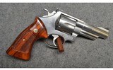 Smith & Wesson ~ 657 ~ .41 Magnum - 2 of 9