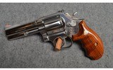 Smith & Wesson ~ 686-4 ~ .357 Magnum - 2 of 9