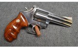 Smith & Wesson ~ 686-4 ~ .357 Magnum - 1 of 9