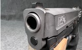 Smith & Wesson ~ M&P 40 ~ .40 S&W - 5 of 8