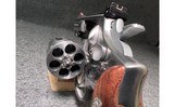 Smith & Wesson ~ Model 66-3 ~ .357 Magnum - 8 of 12