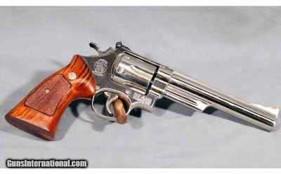 Smith & Wesson ~ 29-2 ~ .44 Magnum
