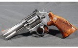 Smith & Wesson ~ 686-2 ~ .357 Magnum - 2 of 7