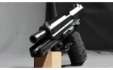 Heckler & Kock ~ USP ~ .40 S&W - 6 of 6