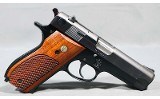 Smith & Wesson ~ 39-2 ~ 9MM Luger