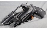 Smith & Wesson~Governor~.45 Colt/410 gauge - 5 of 6