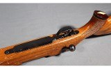 Weatherby~Mark V~.340 Weatherby Magnum - 9 of 10