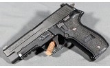 Sig Sauer ~ P226 ~ .40 S&W - 2 of 4