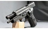 SIG Sauer ~ P226 ~ 9MM Luger - 7 of 7