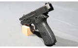 SIG Sauer ~ P226 ~ 9MM Luger - 4 of 7