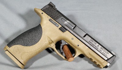 Smith & Wesson ~ M&P 40 ~ .40 S&W