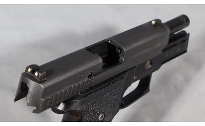 Sig Sauer ~ P229 ~ .40 S&W - Image 4 of 4