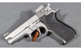 Smith &Wesson~5906~9mm Luger - 2 of 5