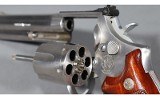 Smith & Wesson~686-1~.357 Magnum - 4 of 5