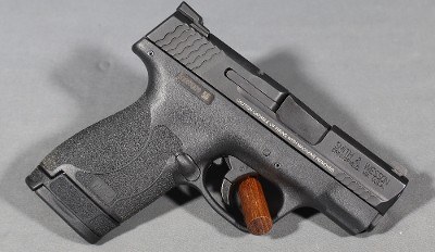 Smith & Wesson ~ M&P9 Shield M2.0 ~ 9mm Luger - Image 1 of 5
