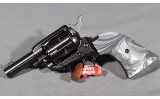 Heritage ~ Barkeep ~ .22 long rifle - 2 of 4