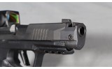 Sig Sauer ~ P365 Macro ~ 9mm Luger - Image 3 of 5