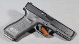 Glock~17 Gen 5~9mm Luger - 1 of 4
