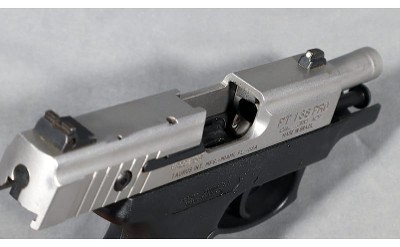 Taurus ~ PT 138 Pro ~ .380 acp - Image 4 of 4