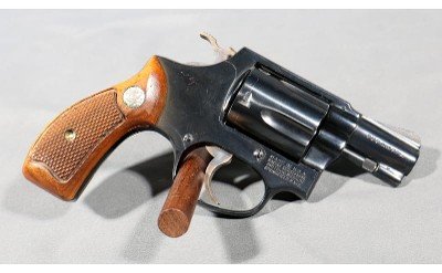 S&W ~ Model 36 ~ .38 S&W Special - Image 2 of 7