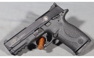 Smith & Wesson ~ M&P 22 Compact - Image 2 of 4