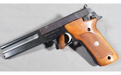 Smith & Wesson~422~22LR - Image 2 of 4