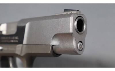 Ruger~P90DC~.45 ACP - Image 3 of 5