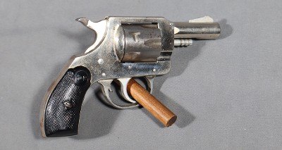 H&R INC~Model 733~.32 S&W - Image 1 of 3