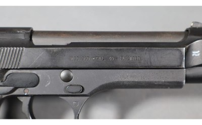 Beretta~96D~.40 S&W - Image 4 of 5