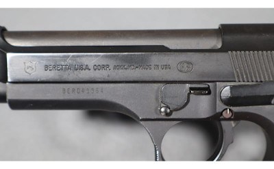 Beretta~96D~.40 S&W - Image 5 of 5