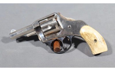 Harrington & Richardson~ Safety Hammer Double Action~ .32 S&W - Image 2 of 3
