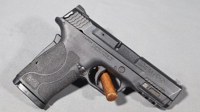 Smith & Wesson~M&P 9 Shield EZ~9mm Luger - Image 1 of 4