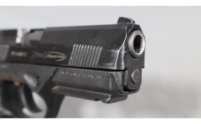 Beretta~PX4 Storm~.40 S&W - Image 3 of 5