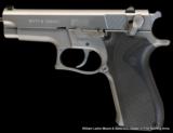 SMITH & WESSON	Model 5906	Semi auto pistol	9mm para- 2 of 2