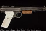 BENJAMIN Model 132 .22 cal Air Pistol 1960's vintage - 1 of 2