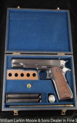 COLT 1911 Government Model Pre War (1925) Commercial .45acp in presentation case - 3 of 4