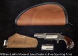 NORTH AMERICAN ARMS
Derringer
Revolver
.22 WMR & .22 LR
- 3 of 5