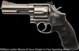 SMITH & WESSON Model 686-3 .357 mag 4" Stainless pre-lock - 2 of 2
