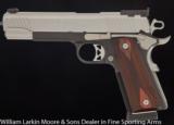 SIG SAUER 1911 Match Elite Two tone .45acp As New in Box - 2 of 4