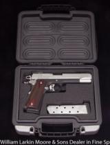 SIG SAUER 1911 Match Elite Two tone .45acp As New in Box - 3 of 4